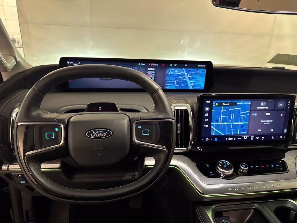 2025 Agate Black Metallic Ford Expedition Platinum 4X4 SUV