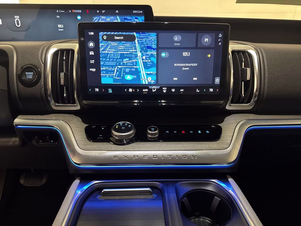 2025 Agate Black Metallic Ford Expedition Platinum 4X4 SUV