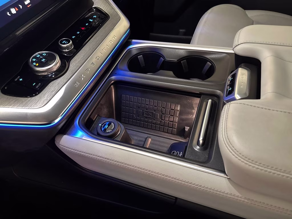 2025 Agate Black Metallic Ford Expedition Platinum 4X4 SUV