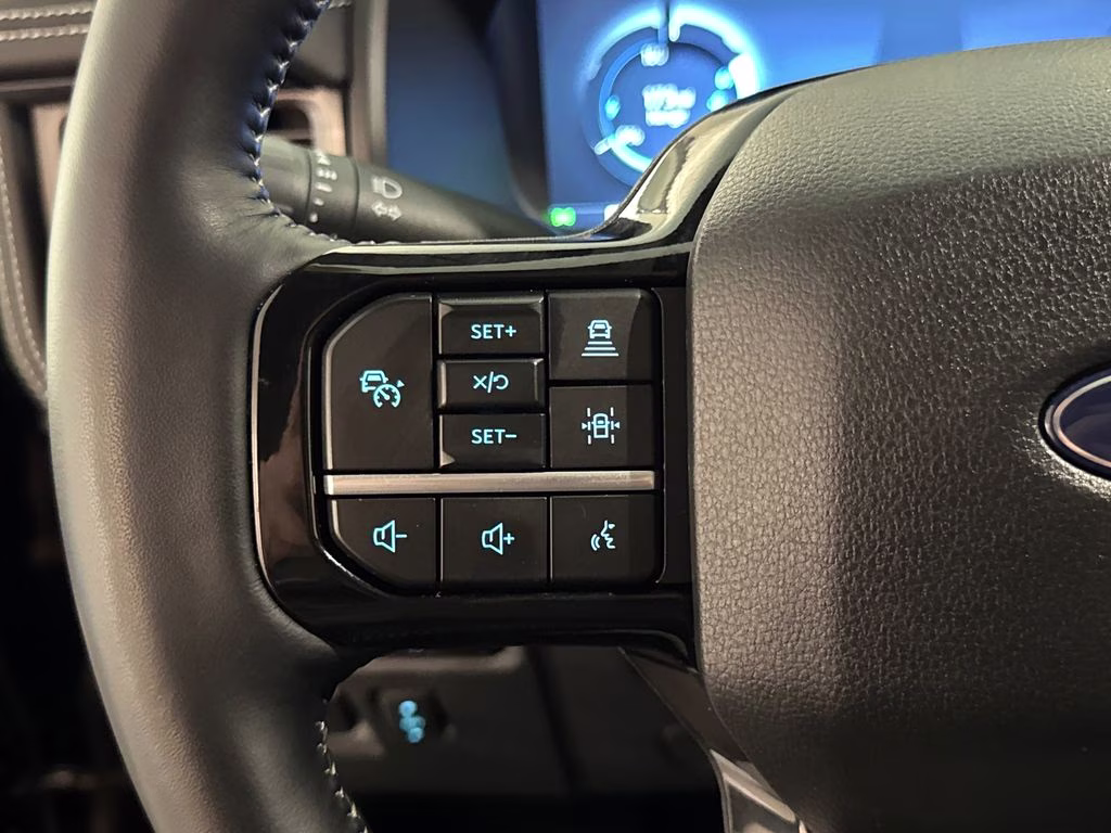 2025 Antimatter Blue Metallic Ford F-150 Lightning Platinum AWD Truck