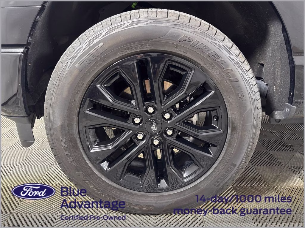 2025 Agate Black Metallic Ford F-150 XLT 4X4 Truck