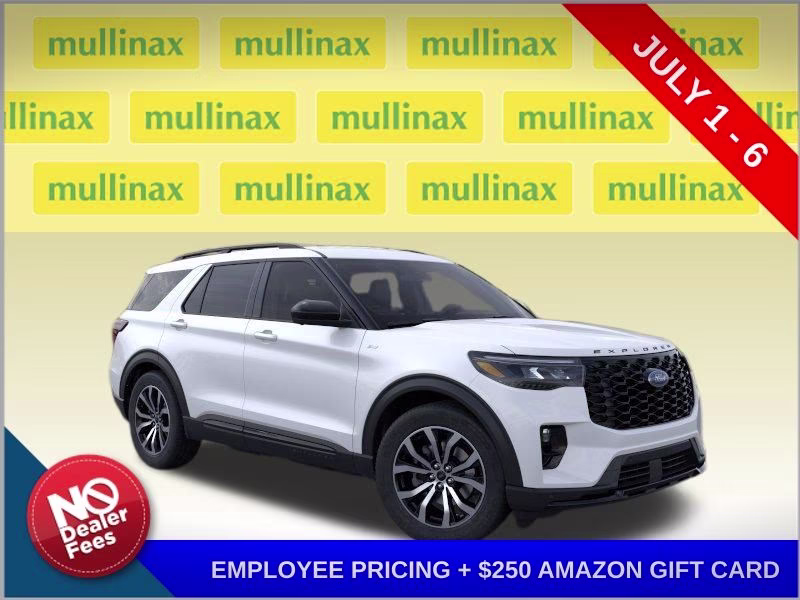 2026 Star White Metallic Tri-Coat Ford Explorer ST-Line RWD SUV