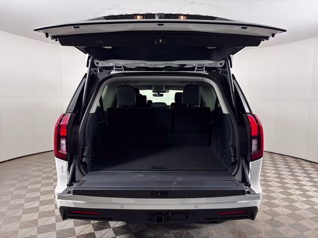 2026 White Ford Expedition Max Active RWD SUV