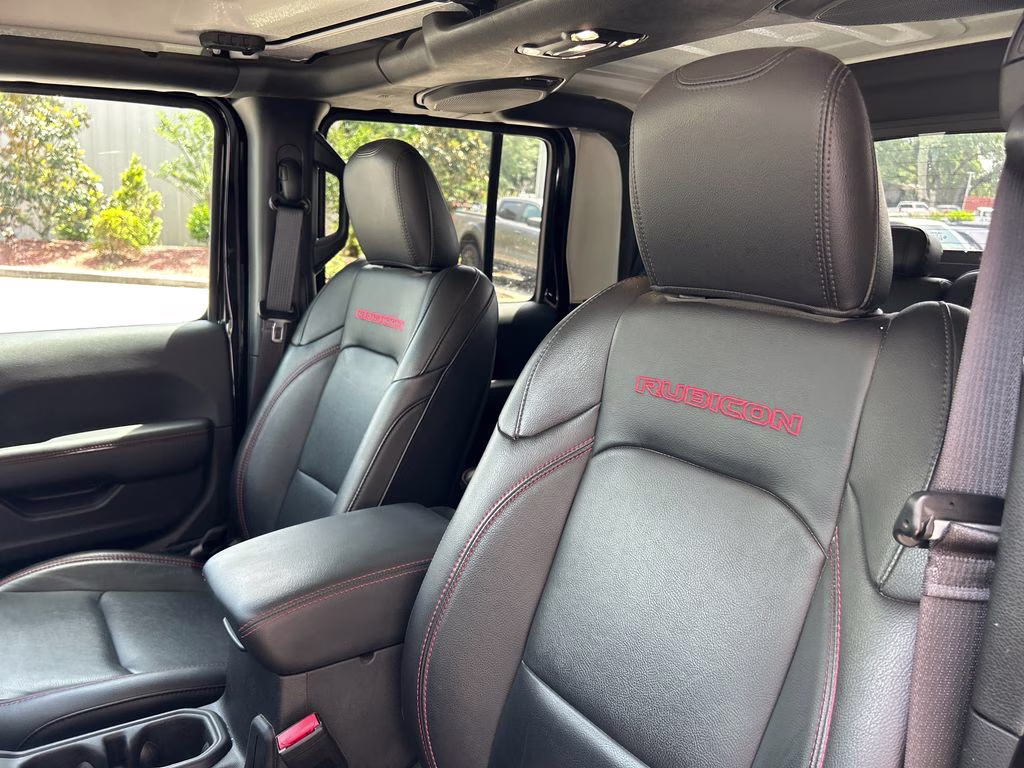 2023 Black Clearcoat Jeep Gladiator Rubicon 4X4 Truck