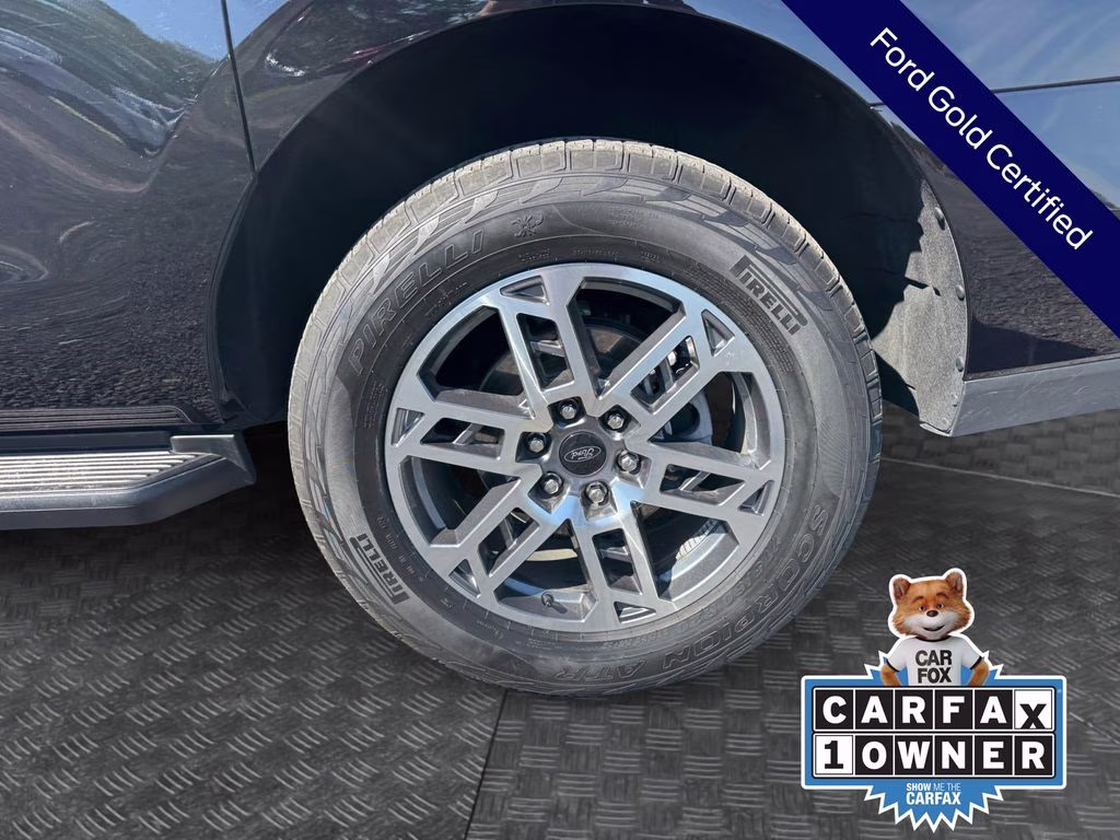 2025 Black Metallic Ford Expedition Max Active 4X4 SUV