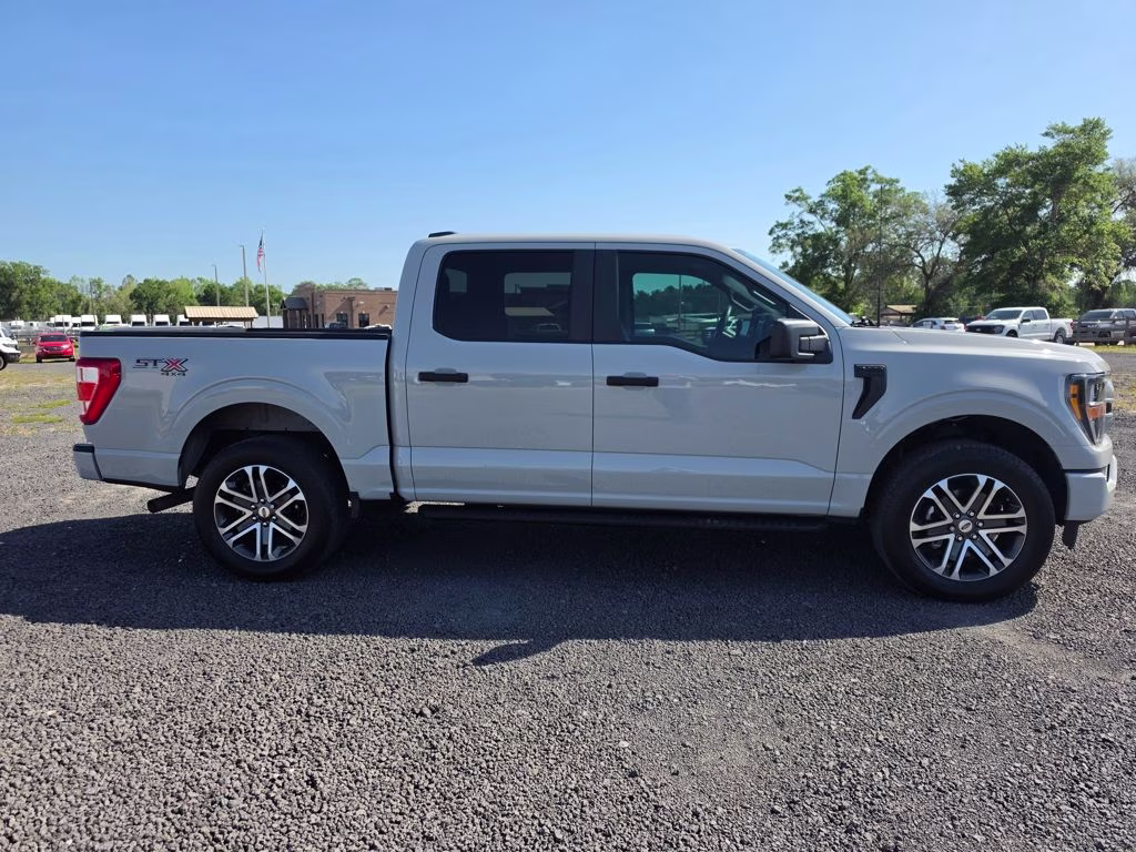 2023 Avalanche Ford F-150 XL 4X4 Truck