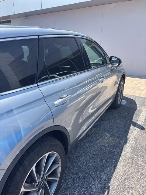 2023 Silver Radiance Metallic Clearcoat Lincoln Corsair Standard FWD SUV