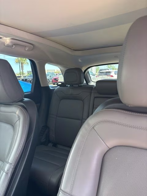 2023 Silver Radiance Metallic Clearcoat Lincoln Corsair Standard FWD SUV
