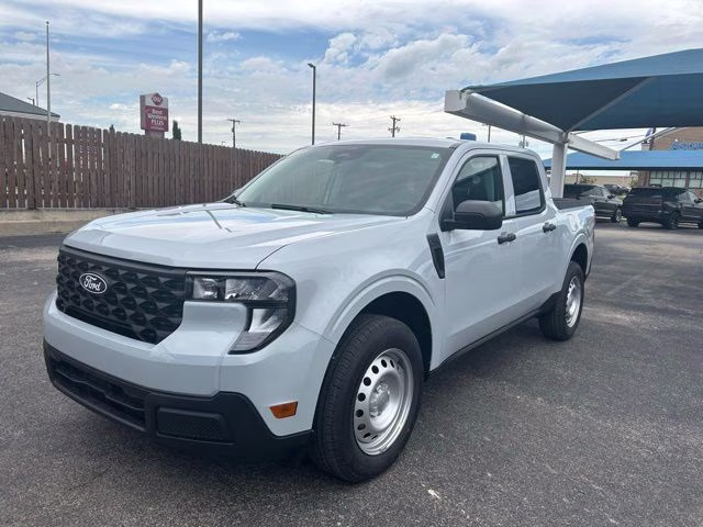 2026 White Ford Maverick XL FWD Truck