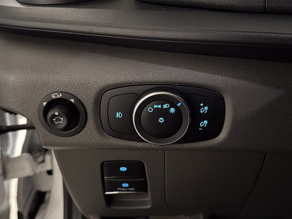 2024 Oxford White Ford Transit-350 XLT RWD Crossover