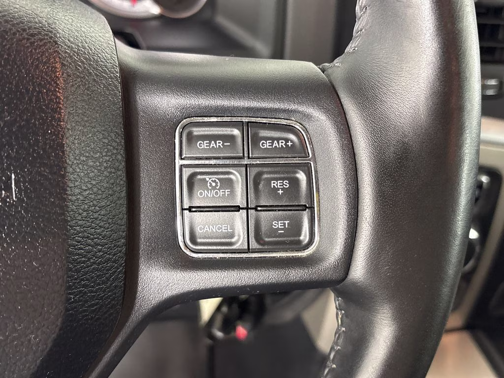 2017 Bright Silver Clearcoat Metallic Ram 1500 Big Horn 4X4 Truck
