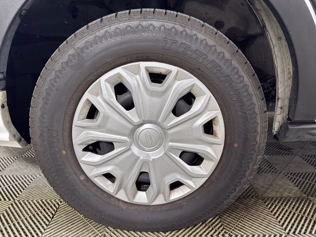 2024 Oxford White Ford Transit-350 XLT RWD Crossover