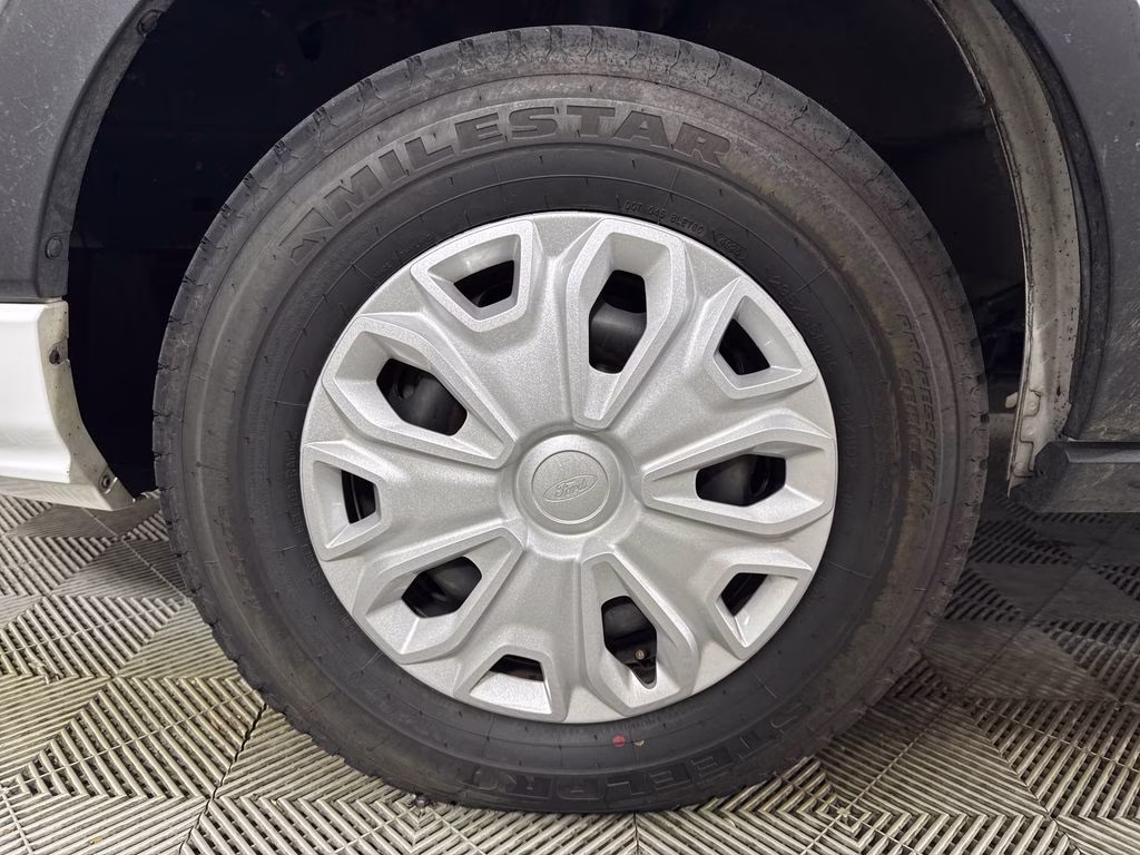 2024 Oxford White Ford Transit-350 XLT RWD Crossover