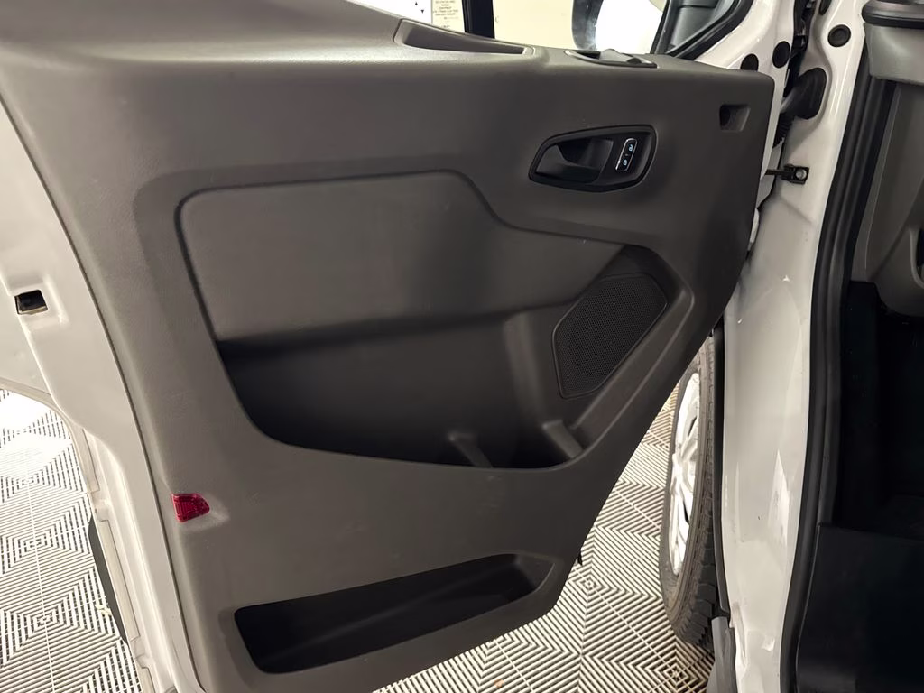 2024 Oxford White Ford Transit-350 XLT RWD Crossover