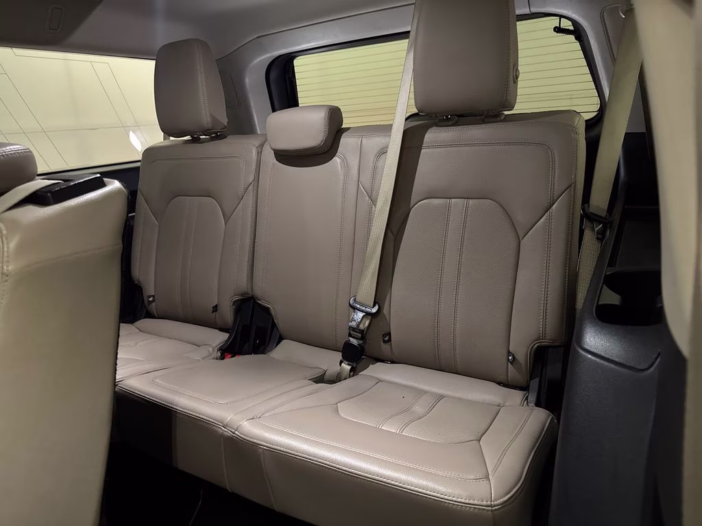 2024 Iconic Silver Metallic Ford Expedition Max Limited RWD SUV