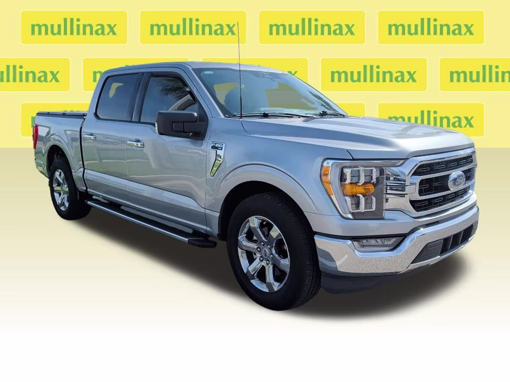 2023 Iconic Silver Metallic Ford F-150 XLT RWD Truck