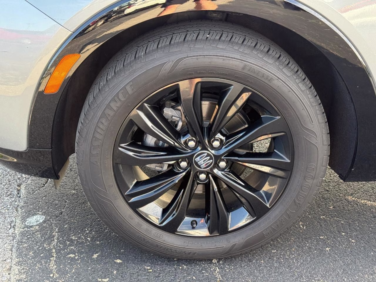 2024 Moonstone Gray Metallic Buick Envista Sport Touring FWD SUV