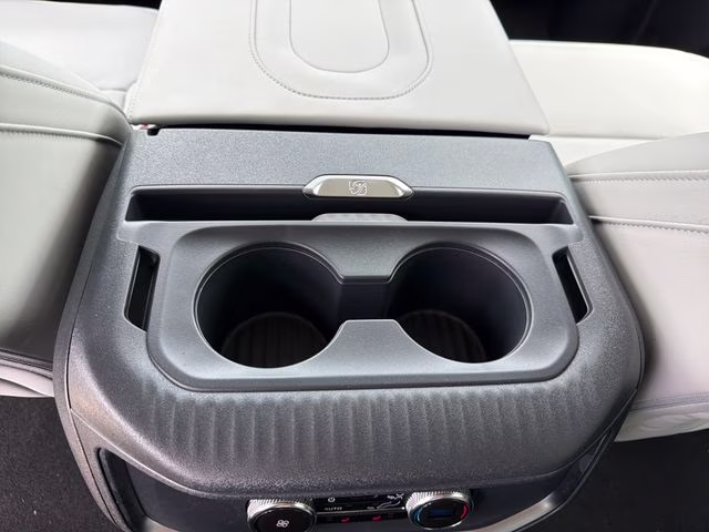 2026 Dark Matter Gray Metallic Ford Expedition Max Platinum 4X4 SUV