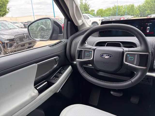 2026 Dark Matter Gray Metallic Ford Expedition Max Platinum 4X4 SUV