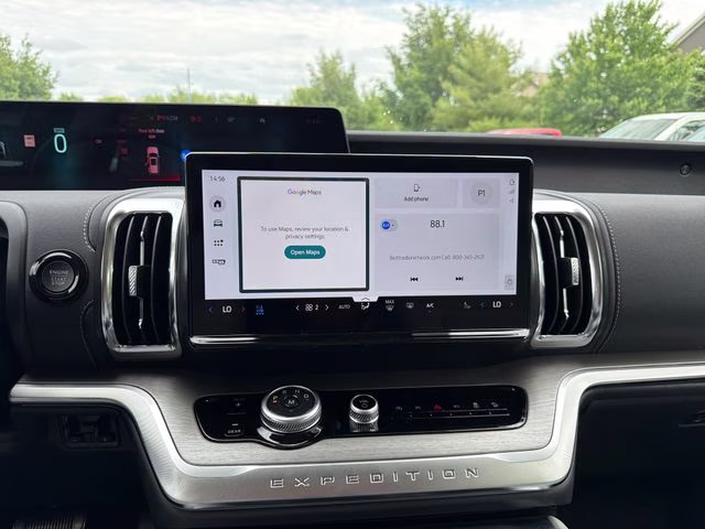 2026 Dark Matter Gray Metallic Ford Expedition Max Platinum 4X4 SUV