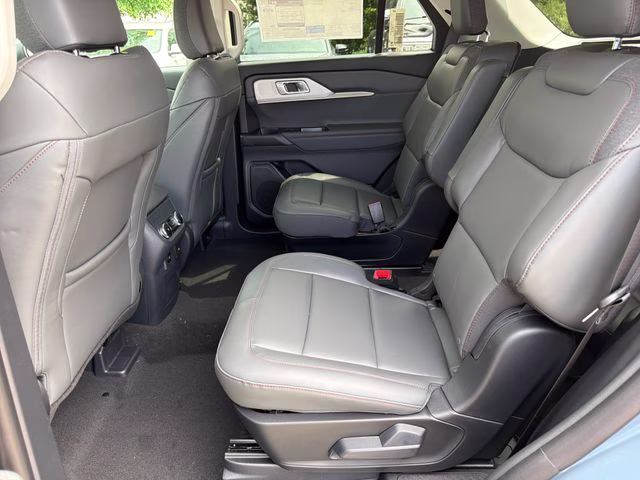 2026 Vapor Blue Metallic Ford Explorer Active 4X4 SUV