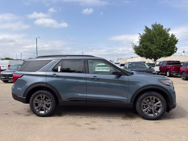 2026 Vapor Blue Metallic Ford Explorer Active 4X4 SUV