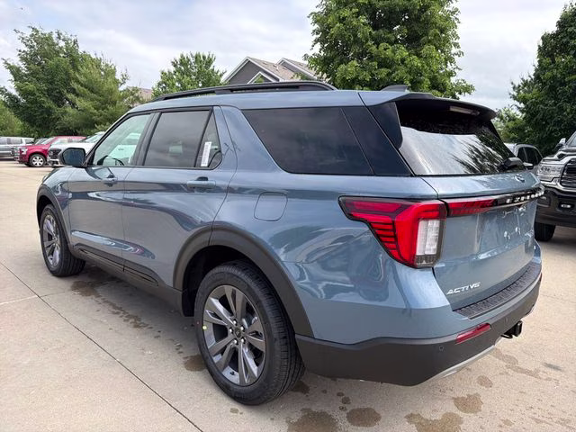 2026 Vapor Blue Metallic Ford Explorer Active 4X4 SUV