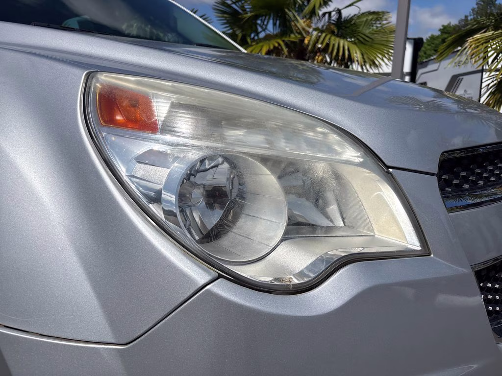 2015 Silver Ice Metallic Chevrolet Equinox LS AWD SUV