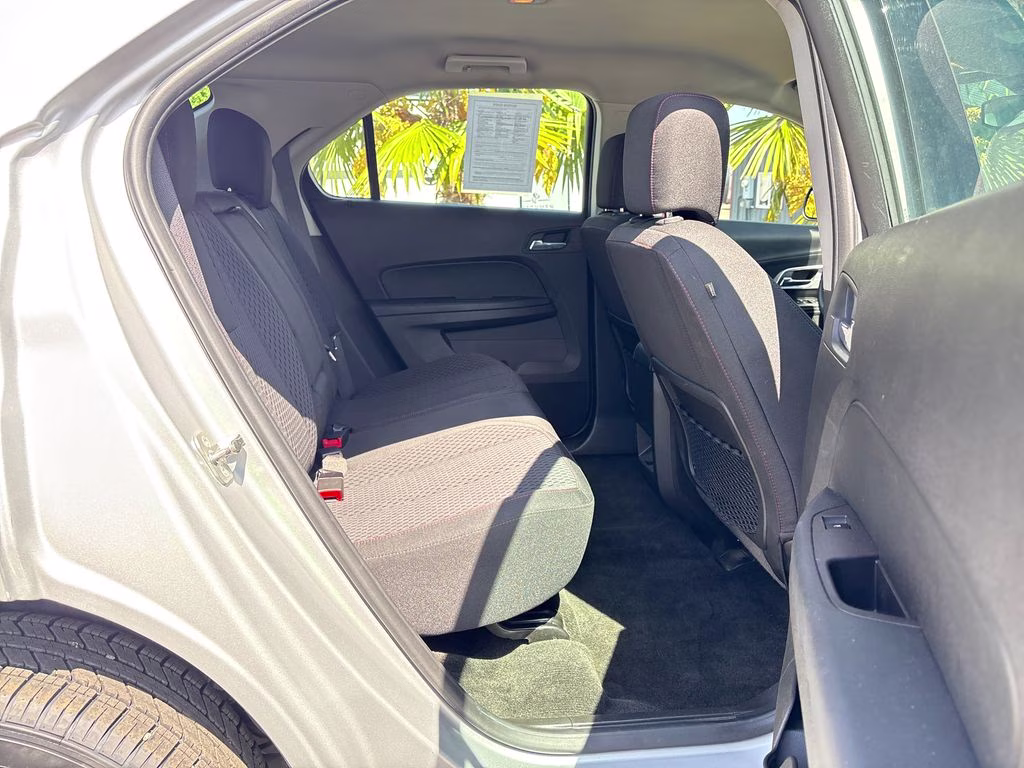 2015 Silver Ice Metallic Chevrolet Equinox LS AWD SUV