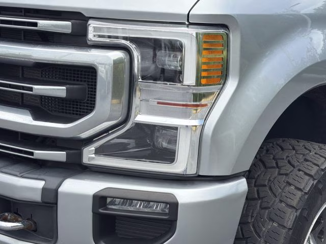 2022 Silver Metallic Ford Super Duty F-350 SRW Platinum 4X4 Truck