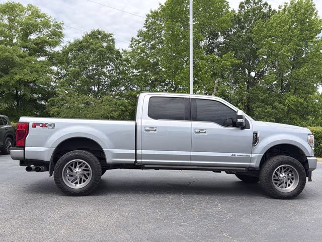 2022 Silver Metallic Ford Super Duty F-350 SRW Platinum 4X4 Truck