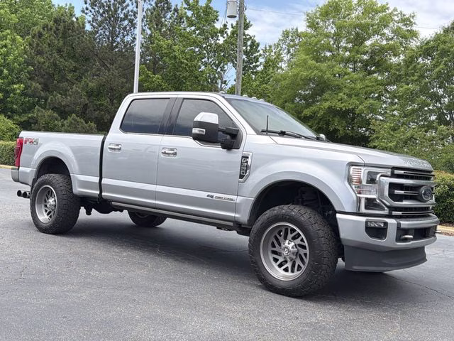 2022 Silver Metallic Ford Super Duty F-350 SRW Platinum 4X4 Truck