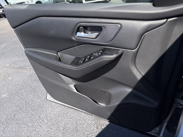 2025 Brilliant Silver Metallic Nissan Rogue SV FWD SUV