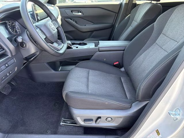 2025 Brilliant Silver Metallic Nissan Rogue SV FWD SUV