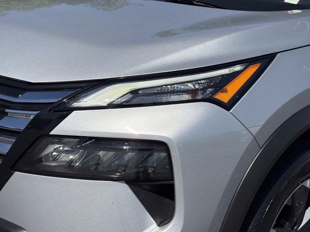 2025 Brilliant Silver Metallic Nissan Rogue SV FWD SUV