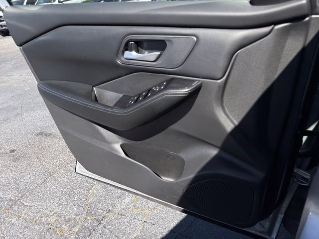 2025 Brilliant Silver Metallic Nissan Rogue SV AWD SUV