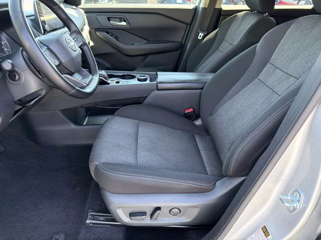 2025 Brilliant Silver Metallic Nissan Rogue SV AWD SUV