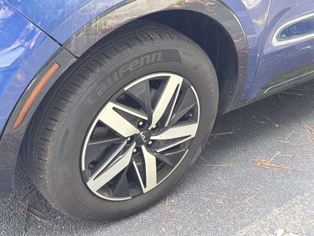 2022 Sapphire Blue Kia Sorento S FWD SUV