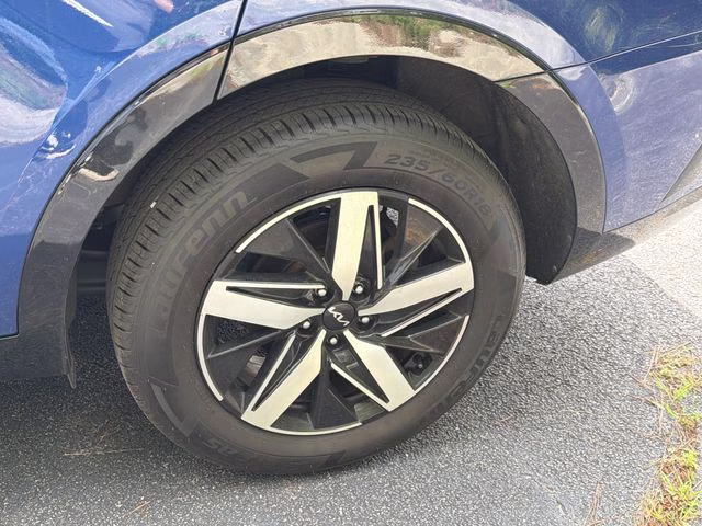 2022 Sapphire Blue Kia Sorento S FWD SUV