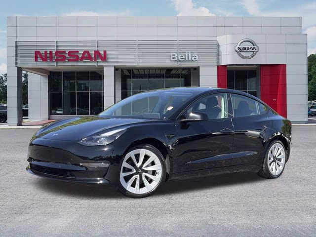 2022 Tesla Model 3 Long Range Dual Motor All-Wheel Drive's photo