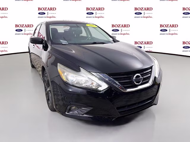 2017 Super Black Nissan Altima 2.5 SR FWD Sedan