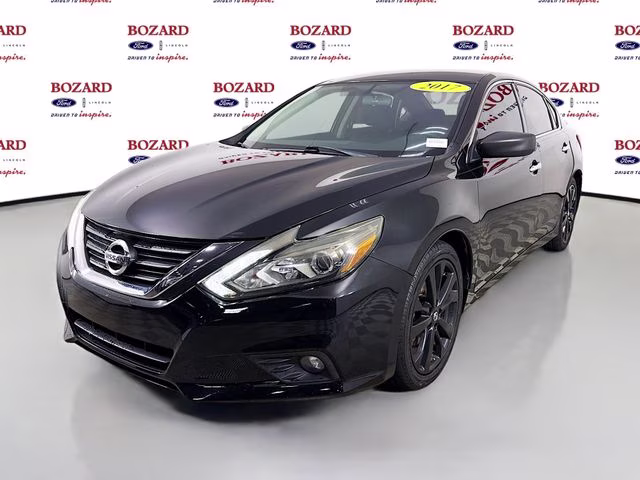 2017 Super Black Nissan Altima 2.5 SR FWD Sedan