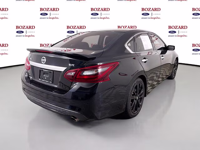 2017 Super Black Nissan Altima 2.5 SR FWD Sedan