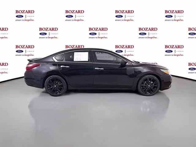 2017 Super Black Nissan Altima 2.5 SR FWD Sedan