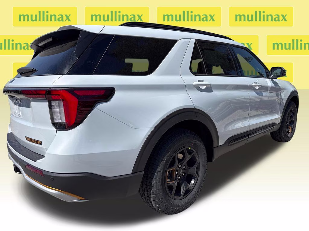 2026 Space White Metallic Ford Explorer Tremor 4X4 SUV