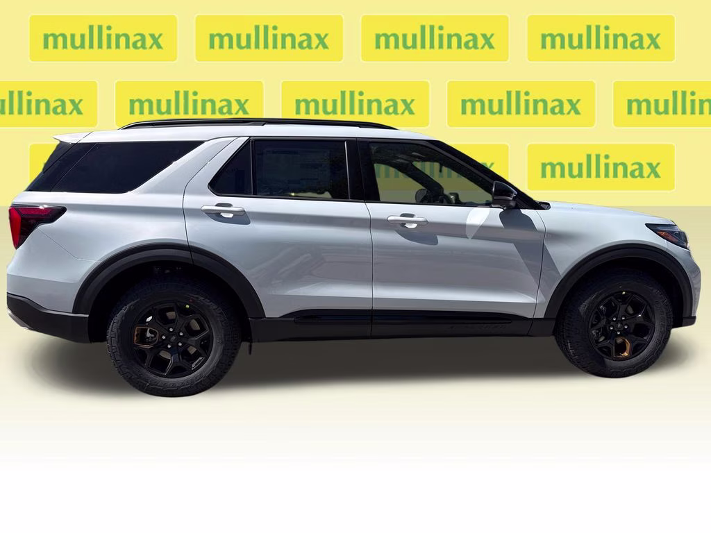 2026 Space White Metallic Ford Explorer Tremor 4X4 SUV