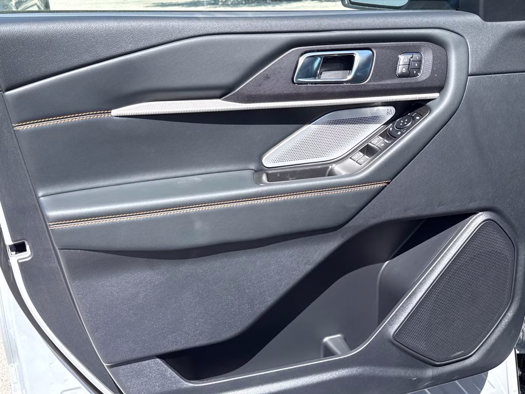 2026 Space White Metallic Ford Explorer Tremor 4X4 SUV