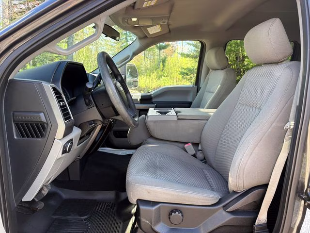 2019 Magnetic Ford Super Duty F-250 SRW XLT 4X4 Truck