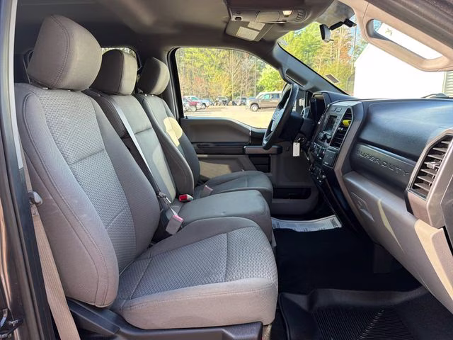 2019 Magnetic Ford Super Duty F-250 SRW XLT 4X4 Truck