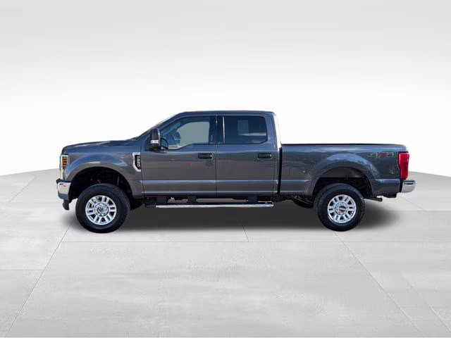 2019 Magnetic Ford Super Duty F-250 SRW XLT 4X4 Truck